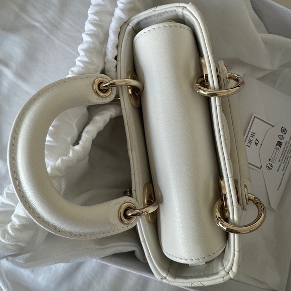 SOLD - Picture 4 of 16